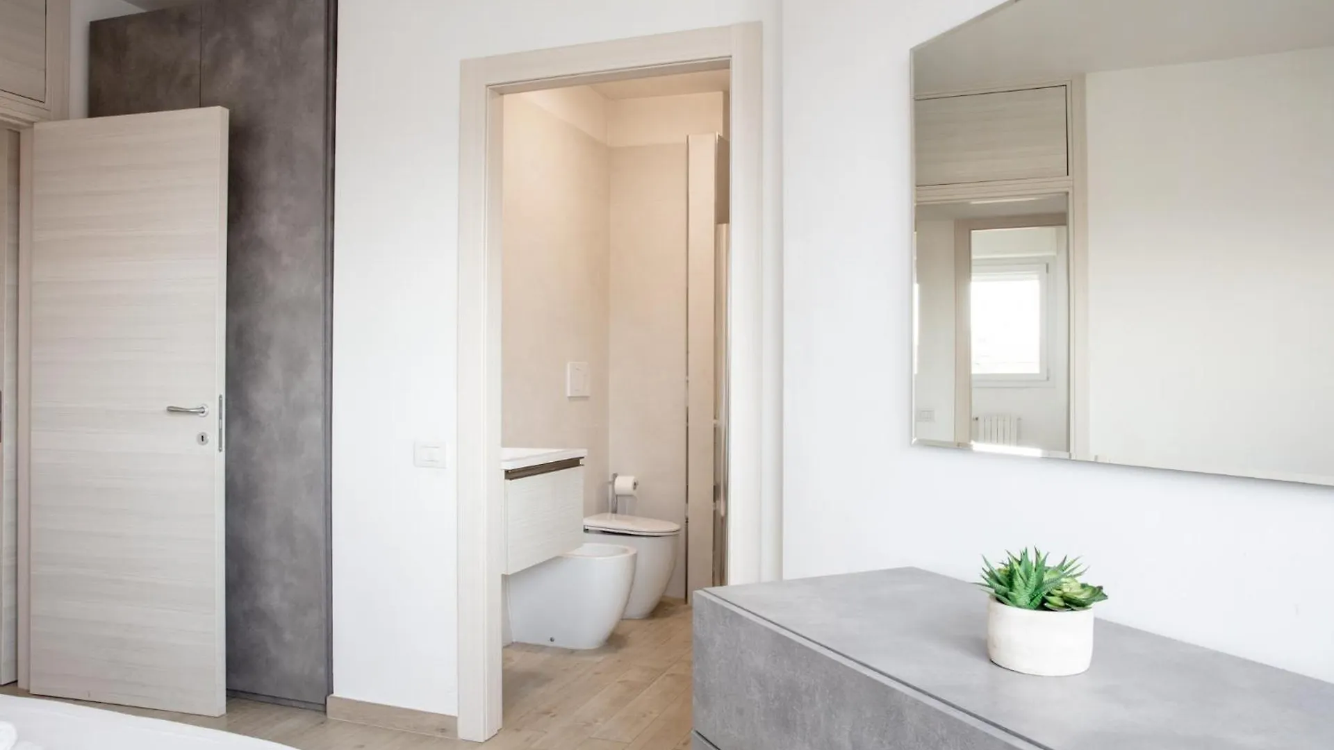Dehomes - Porta Genova Luxury Stay Milano 0*,  İtalya